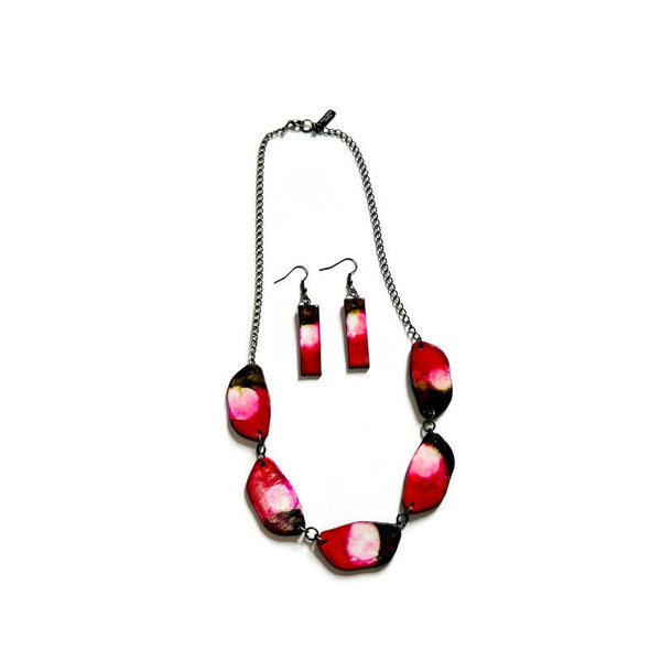 Painted Beaded Necklace in Red, Brown & White