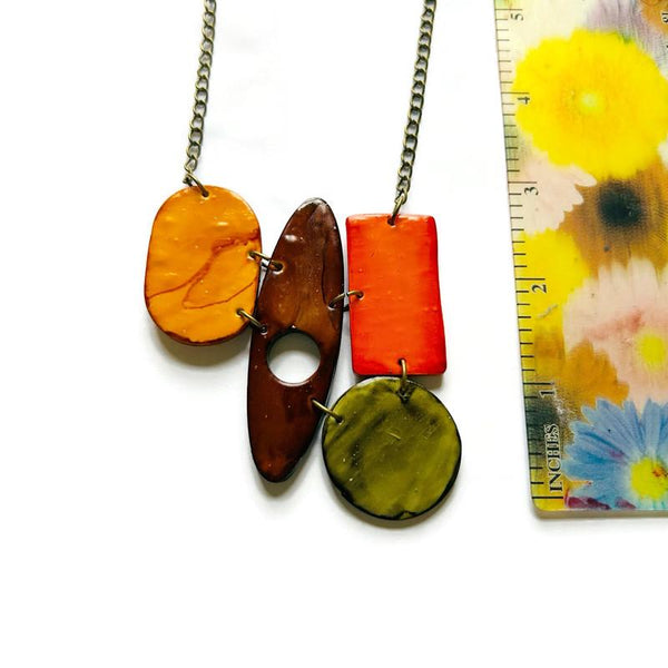 Chunky Bib Statement Necklace with Earthy Bohemian Style