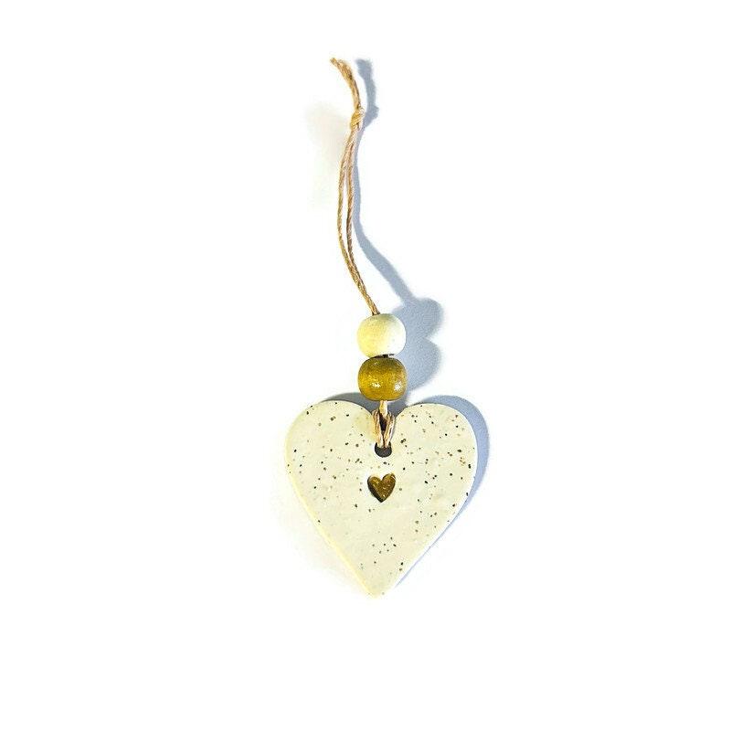 Beach Wedding Favours, Heart Ornament Handmade from Clay & Beach Sand, Bulk Cottagecore Decor - Sassy Sacha Jewelry